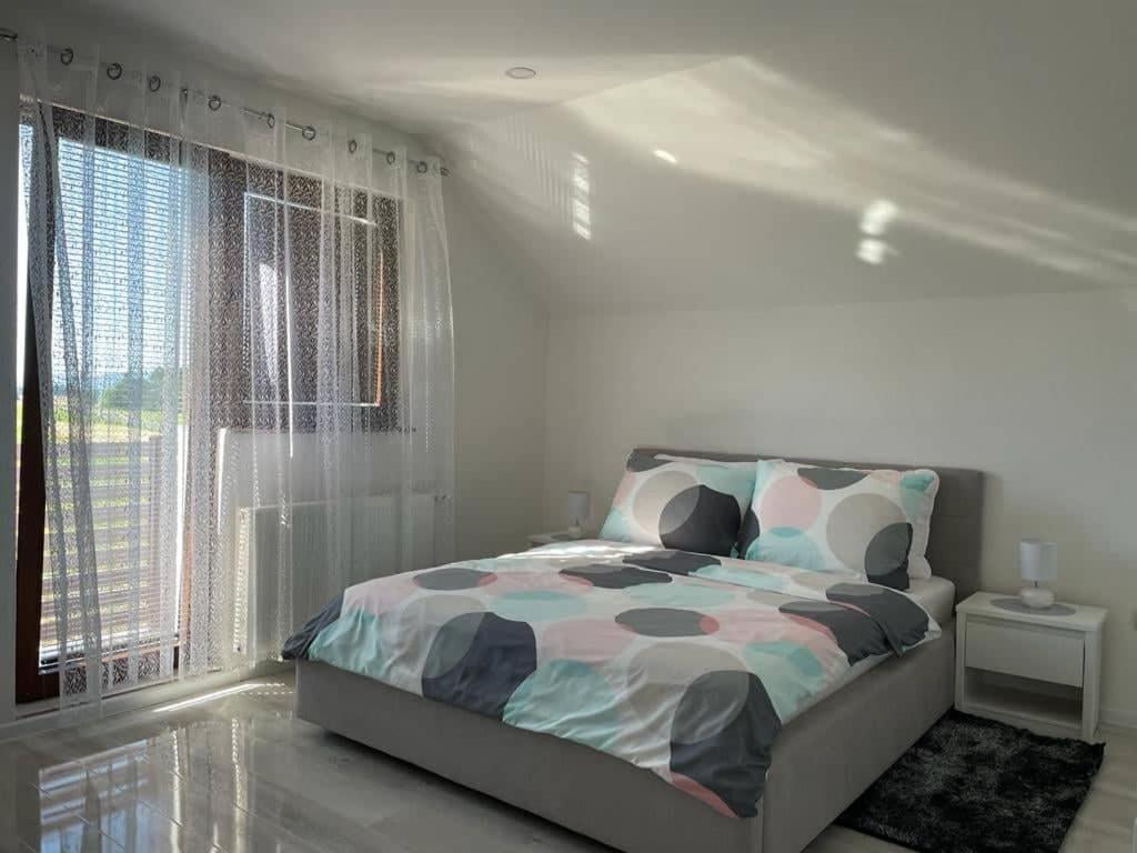 Apartman Pavenka Otocac Ngoại thất bức ảnh
